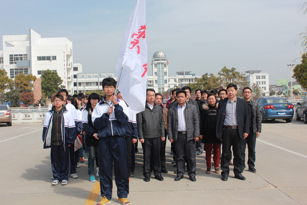 緬懷革命先烈?弘揚(yáng)民族精神——清明祭掃活動(dòng)